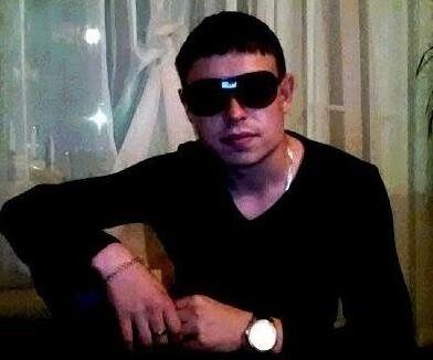  15453195  Denis, 34 ,    