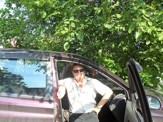  ,   Viktor, 68 ,   