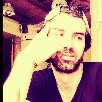  18903475  Zura, 38 ,    