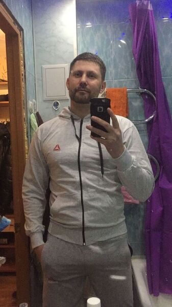  ,   Konstantin, 42 ,   ,   