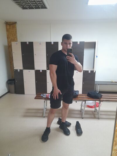  ,   Mikhail, 23 ,   ,   