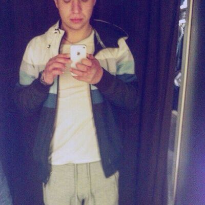  ,   Vlad, 29 ,   