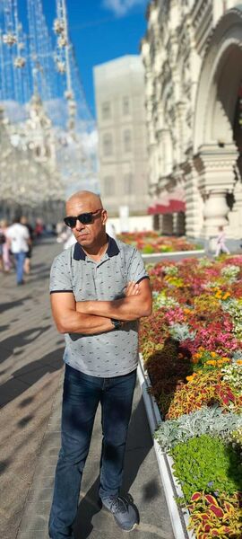  -,   Aadel, 49 ,     , c 