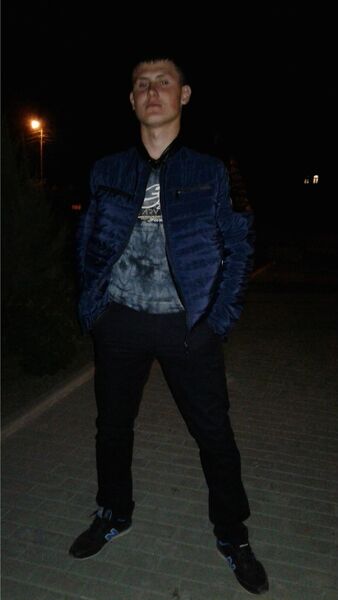  ,   Pavel, 29 ,   