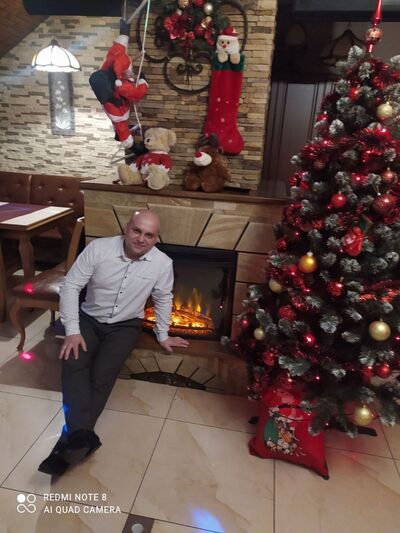  ,   Denis, 36 ,   