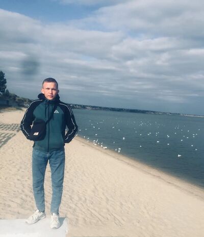  ,   Artem, 28 ,   ,   