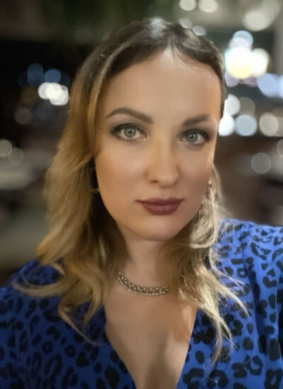  ,   Yana, 34 ,   ,   