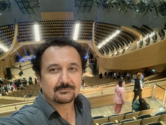  ,   Elvis, 46 ,   ,   , c 
