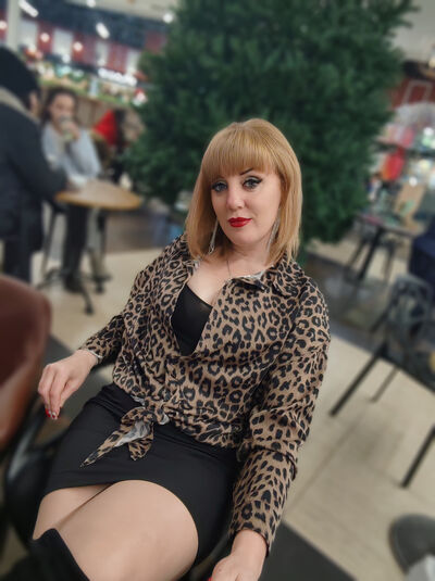  -,   Lanka, 42 ,     , c 