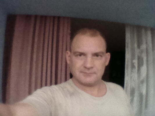  ,   Oleg, 52 ,   