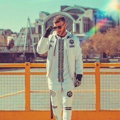  ,   Macs, 24 ,   ,   , c 