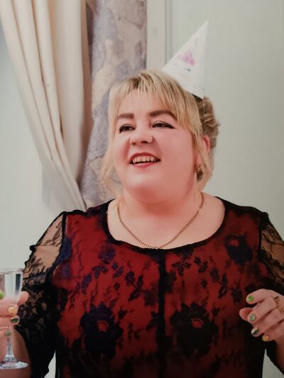  ,   Ludmilla, 44 ,   ,   