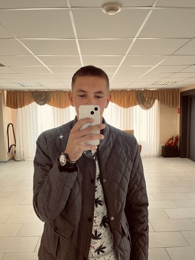  ,   Denis, 23 ,   ,   