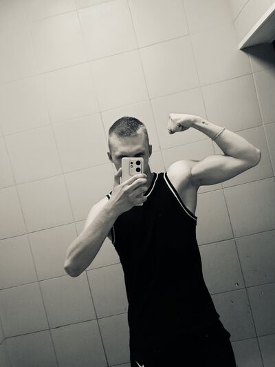  ,   Mikhail, 35 ,   ,   , c 