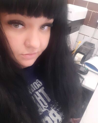  ,   Malinka, 32 ,   ,   , c 