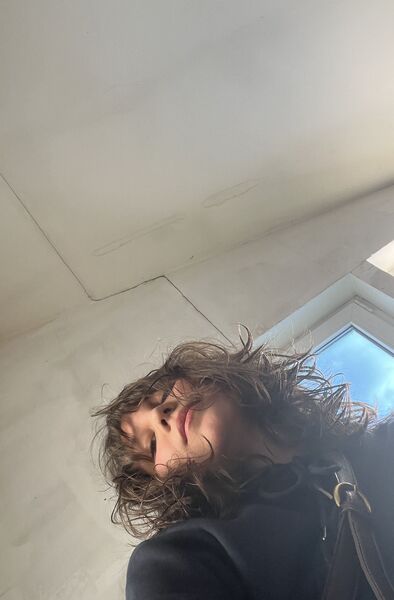  -,   , 19 ,   