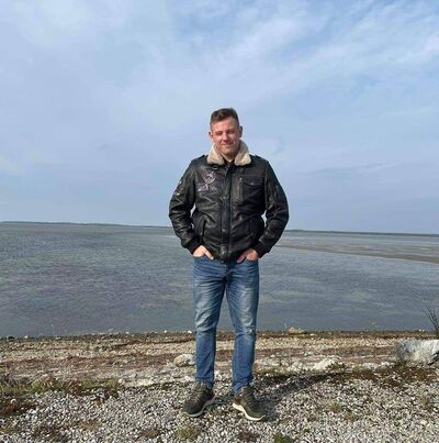  ,   Juri, 40 ,   c 