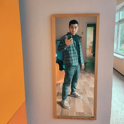  ,   Dima, 37 ,   ,   