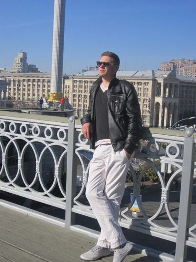  ,   Jason, 37 ,   