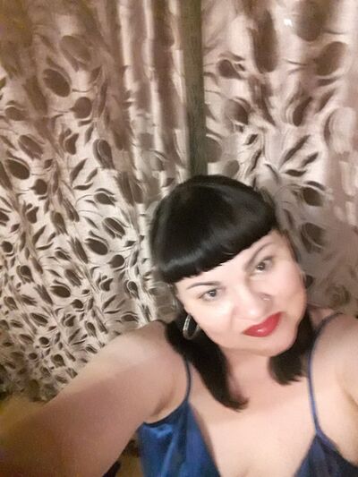  ,   Tori, 42 ,  