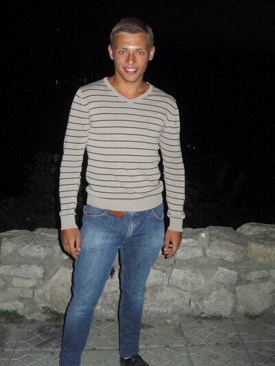  ,   Artem, 34 ,   ,   , c 