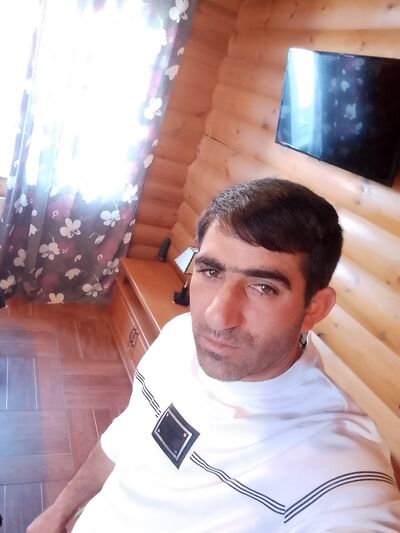  ,   Narek, 34 ,   ,   