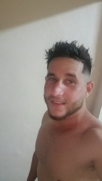  ,   YanCarlos, 26 ,   ,   