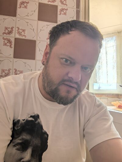  ,   Oleg, 32 ,   ,   