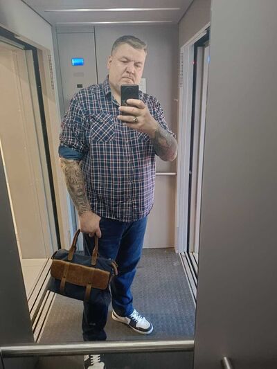  ,   Ilya, 43 ,   c , 
