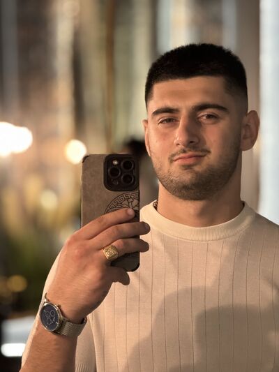  ,   Arsen, 27 ,   ,   