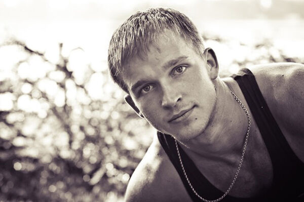 ,   Aden, 38 ,   ,   , c 