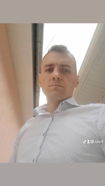  ,   Ionel, 30 ,   ,   