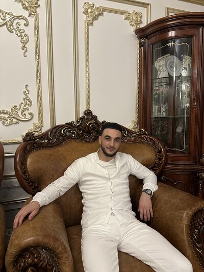  ,   Edgar, 29 ,   ,   