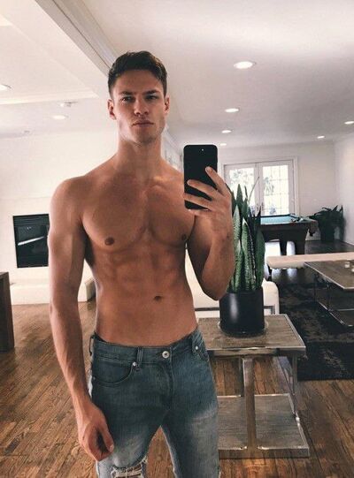  ,   Aleks, 27 ,   ,   