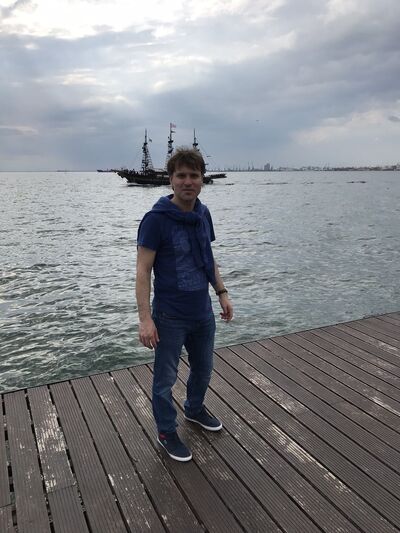  ,   Vadim, 45 ,   ,   