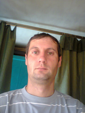  ,   DEN  KONONOV, 41 ,   ,   , c 