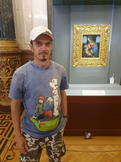  ,   Ը, 32 ,   ,   , 