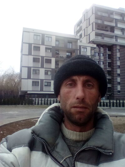   ,    Kent, 41 ,   