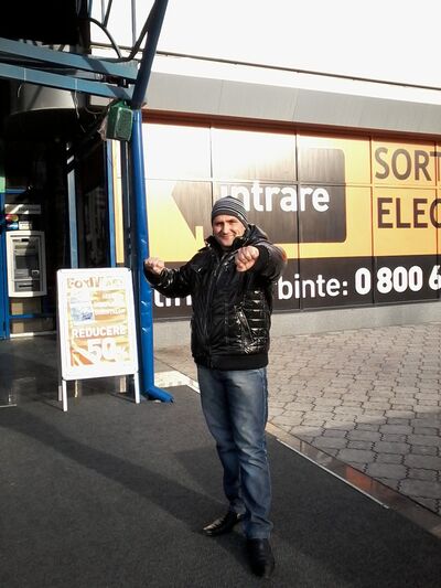  ,   Gheorghe, 44 ,   
