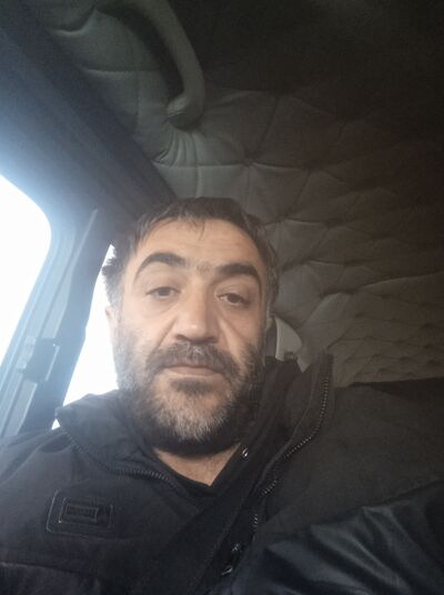  ,   Aren, 45 ,   ,   