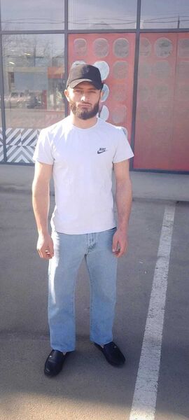  ,   Armen, 23 ,   ,   