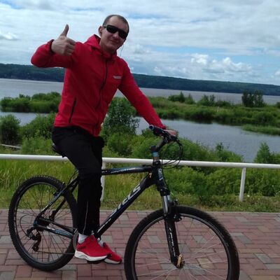  ,   Den Amstaff, 42 ,   c 