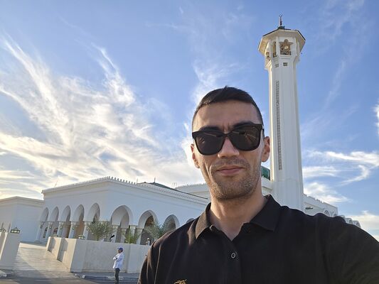  ,   Parviz, 33 ,   ,   