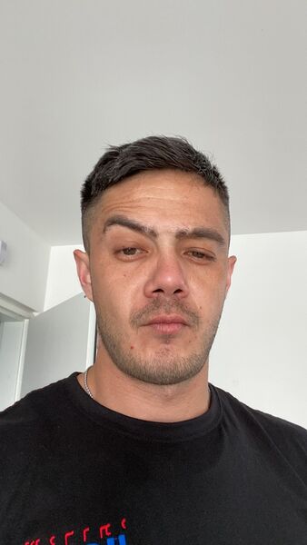  Holon,   Anuar, 34 ,   ,   , 
