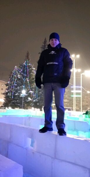  ,   Denis , 47 ,   c 