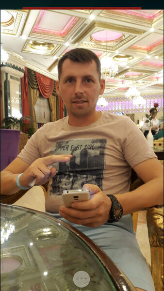  ,   Dima, 43 ,   