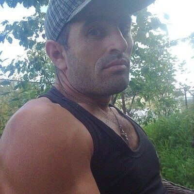  ,   Edgar, 43 ,   ,   , c 