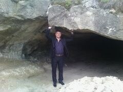  10342765  Vano, 47 ,    