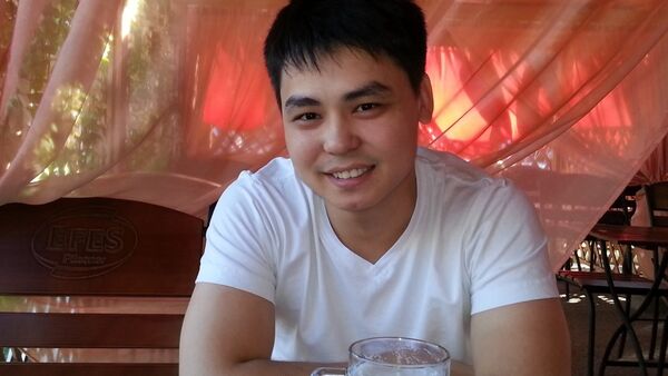  ,   Baurzhan, 38 ,   ,   , c 