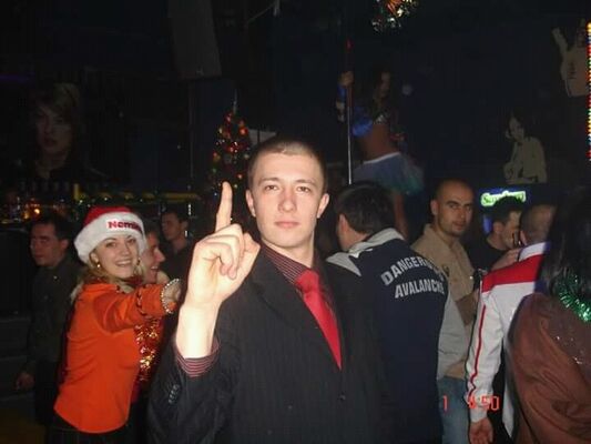   ,   Artem, 45 ,   